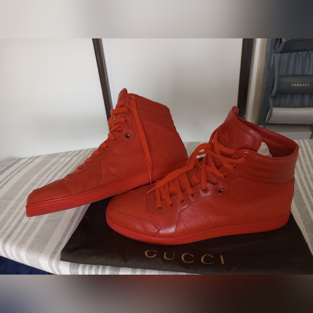 RARE Gucci Sneakers - Picture 2 of 12